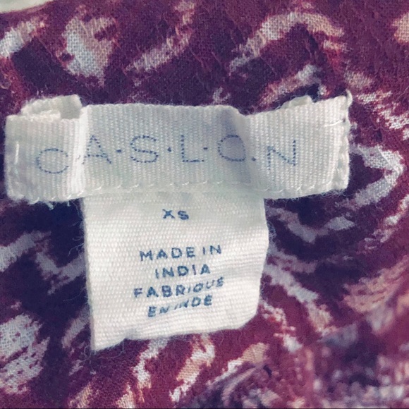 Caslon Maroon/White w/Geometric Pattern Design Halter Top - Picture 5 of 6